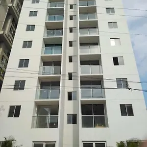 Apartamento Con Balcón Y Cerca Al Mar , Cartagena Colombia